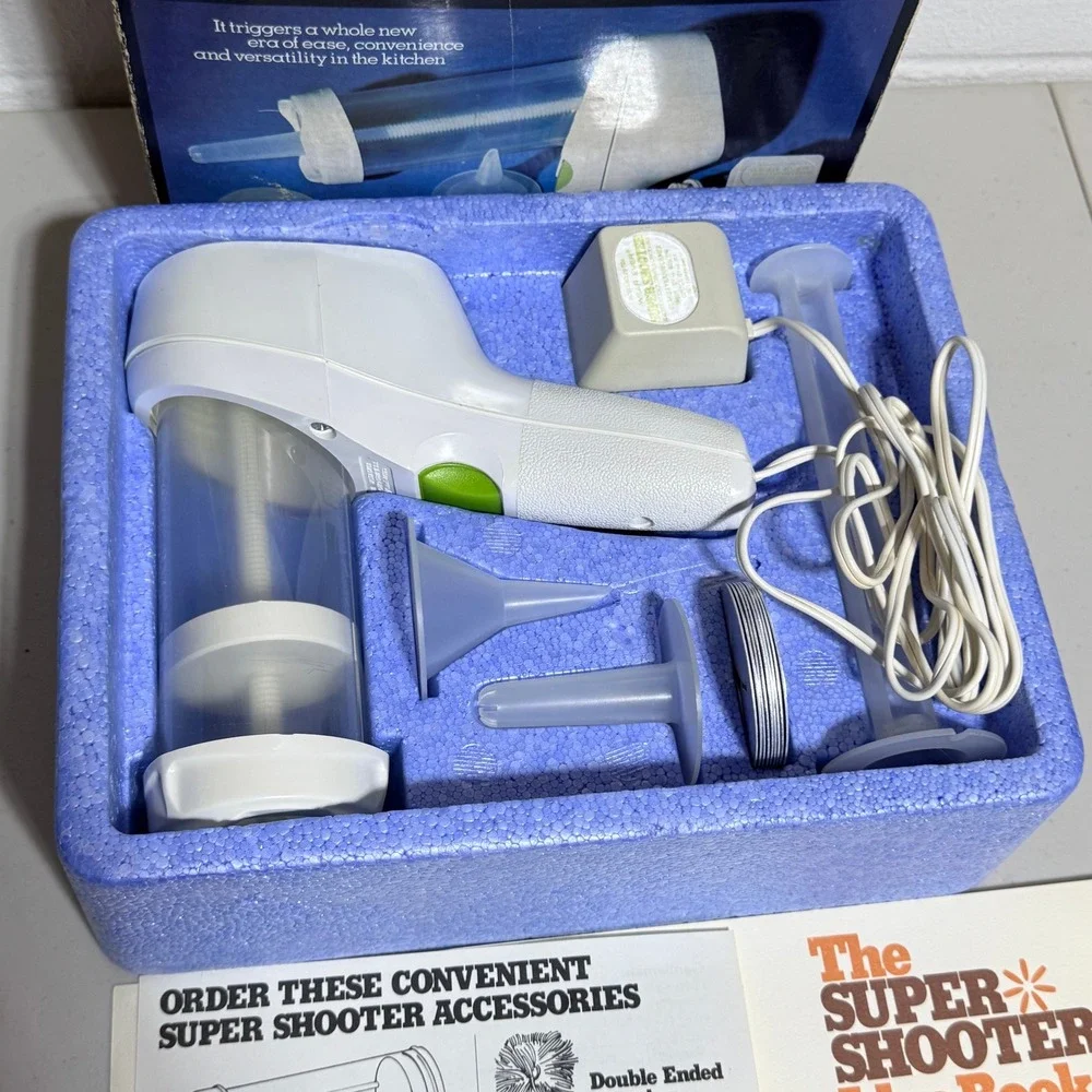 Vintage Wear-Ever Super Shooter‎ Electric Cookie Press Canape Candy Maker 70001